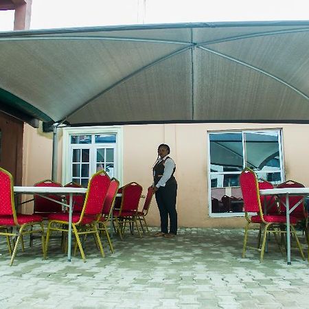 Glasshouse Suites Annex Lagos Exterior photo